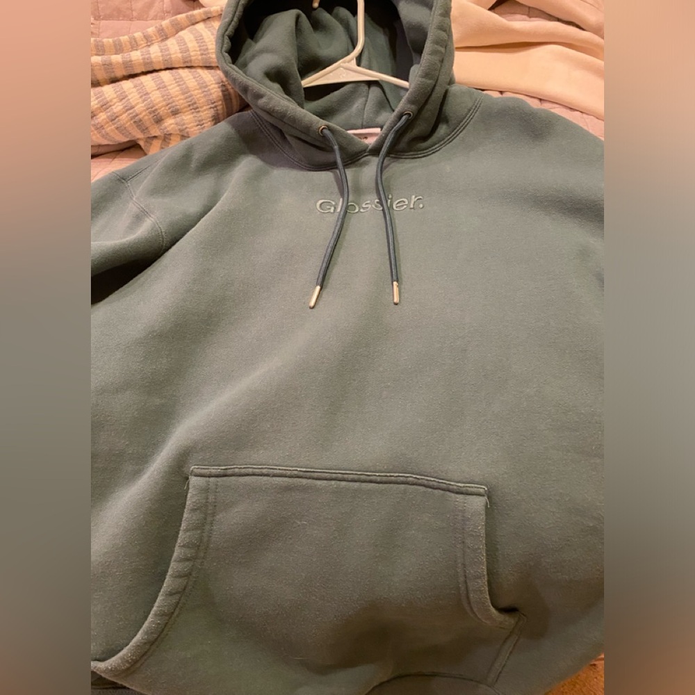 Glossier Woman / Teen Original Oversized
Pink Hoodie
